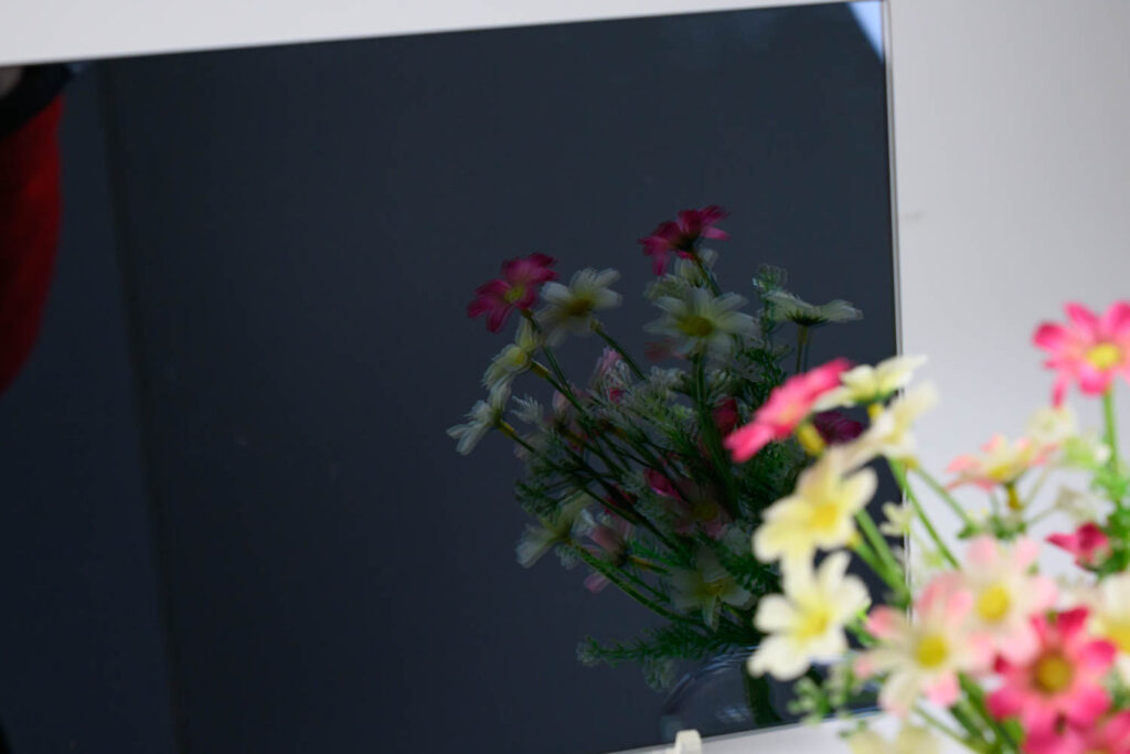 ニューブラックミラー2